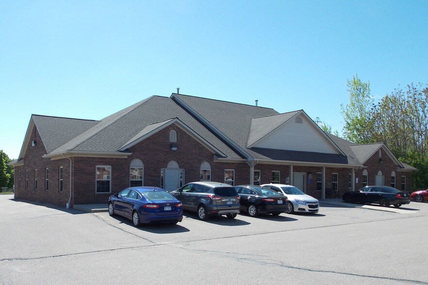 23521-23537 Telegraph Rd, Brownstown, MI à louer - Photo de l’immeuble – Image 1 sur 1