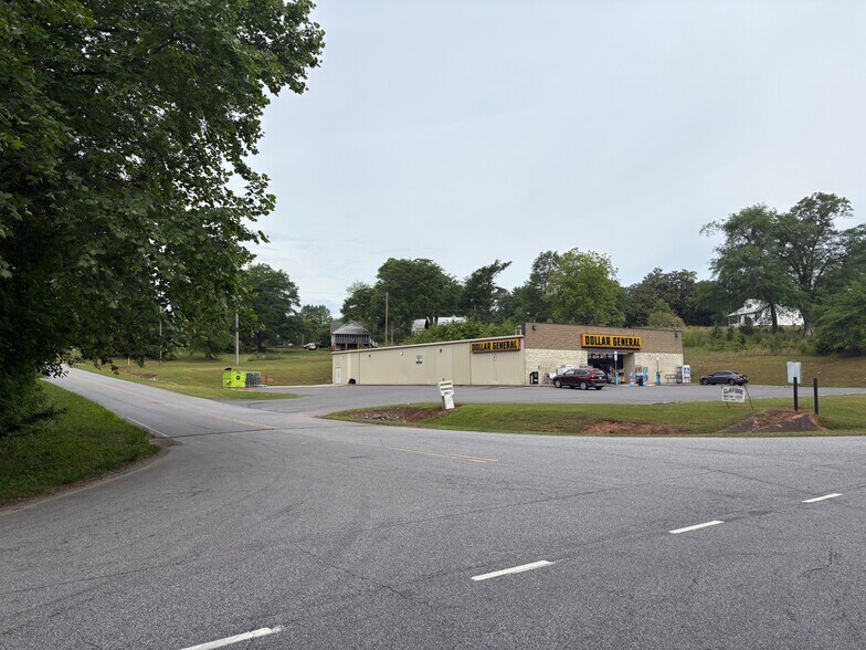 118 Drugstore Rd, Cliffside, NC à vendre - Photo de l’immeuble – Image 3 sur 13