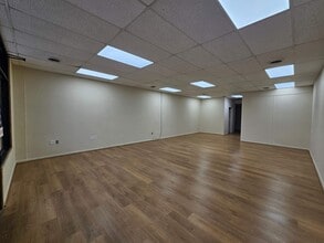 250 N Poplar Ave, Waynesboro, VA à louer Photo intérieure– Image 1 sur 9