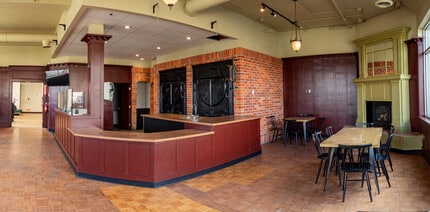 404 2nd St, Cheney, WA à louer Photo intérieure– Image 2 sur 7