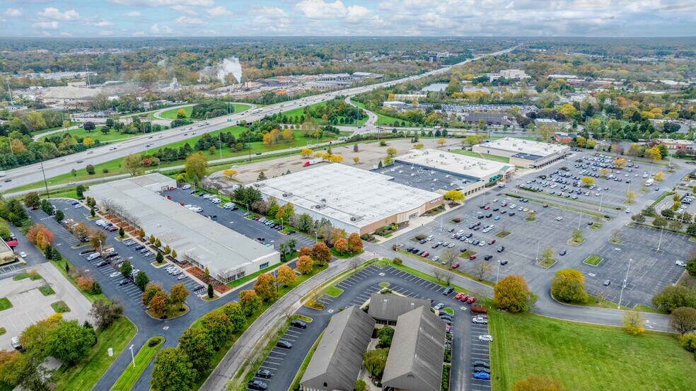 133 Huber Village Blvd, Westerville, OH à vendre - Aérien – Image 3 sur 9