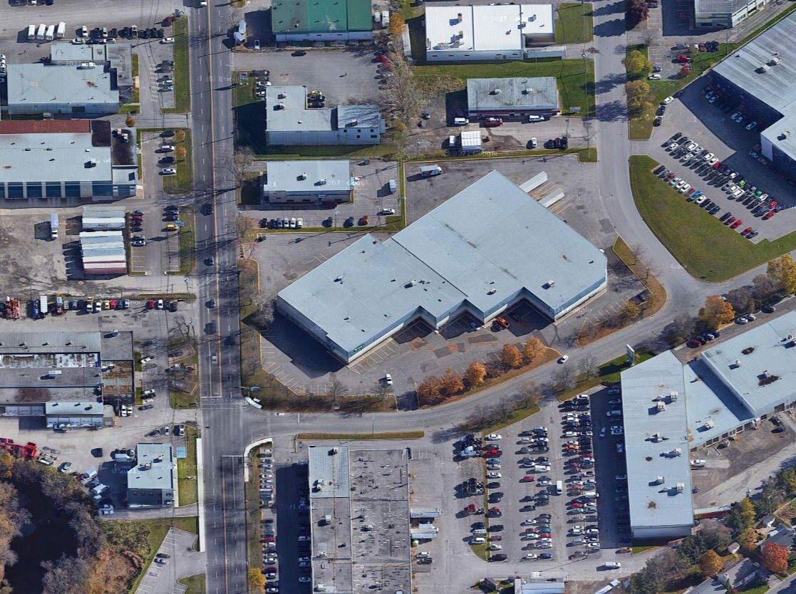 1730-1790 Av Newton, Québec, QC à louer Photo de l’immeuble– Image 1 sur 5