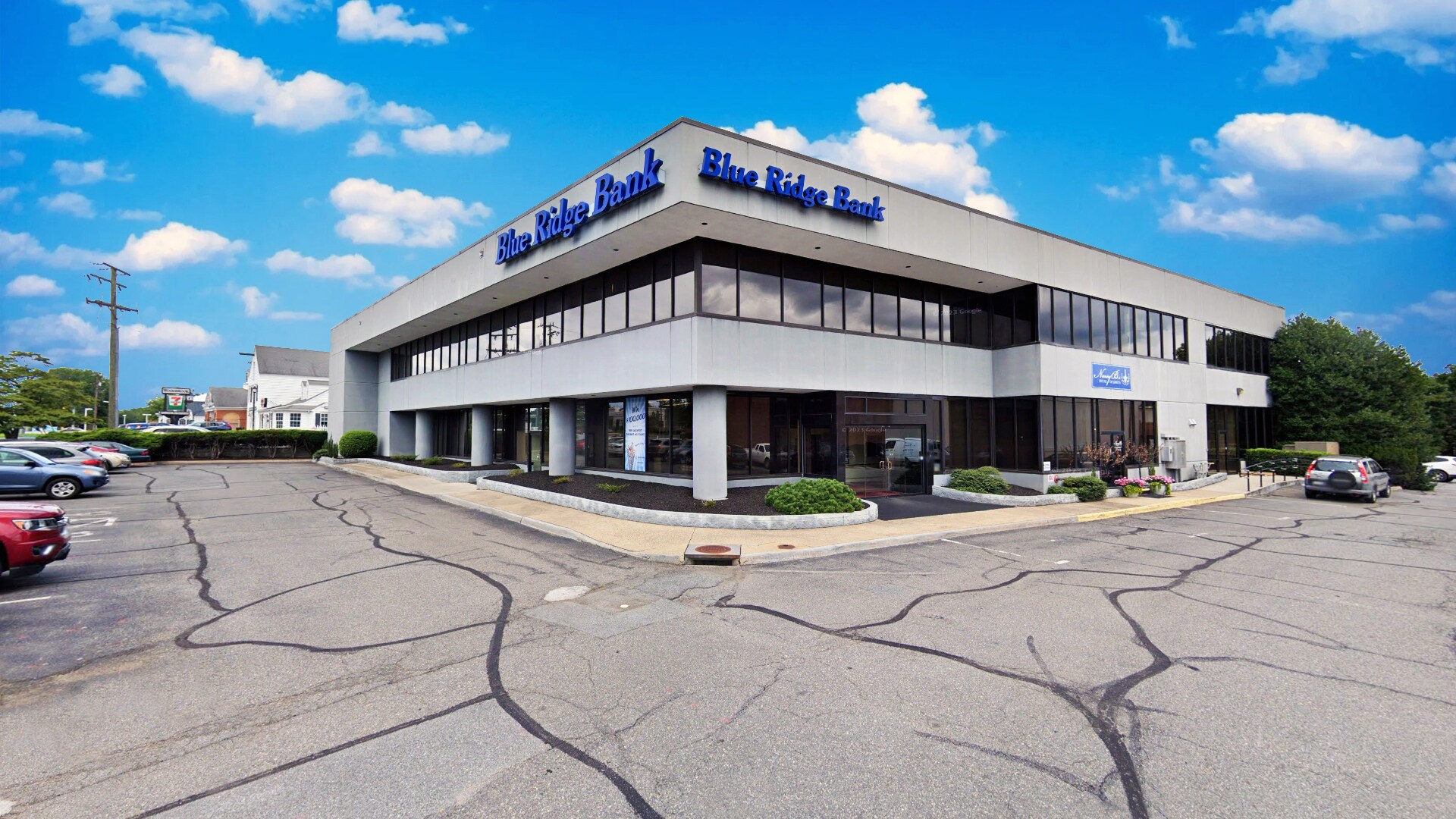 1807 Seminole Trl, Charlottesville, VA à louer Photo principale– Image 1 sur 11