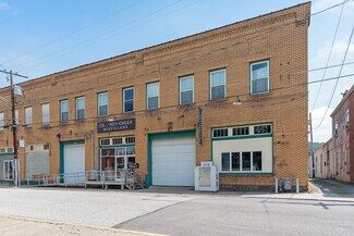 Plus de détails pour 104 S Water St, West Newton, PA - Industriel/Logistique à vendre