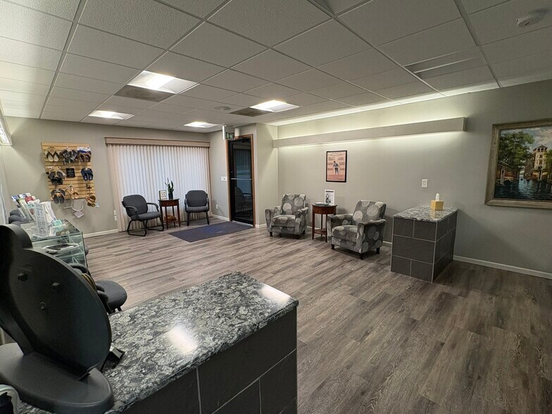 2655 N State Road 127, Angola, IN à louer - Photo de l’immeuble – Image 3 sur 9
