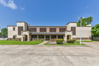 Plus de détails pour 900 W Davis St, Conroe, TX - Bureau à vendre