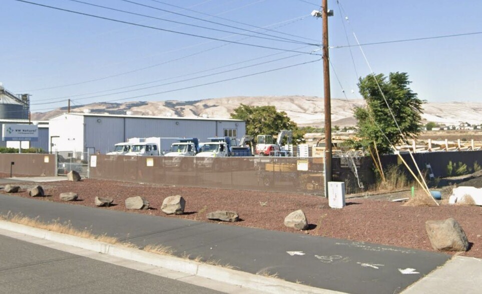 1125 Bargeway Rd, The Dalles, OR à louer - Photo de l’immeuble – Image 2 sur 5