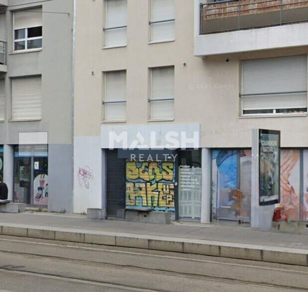 295 Avenue Berthelot, Lyon à louer - Photo de l’immeuble – Image 1 sur 3