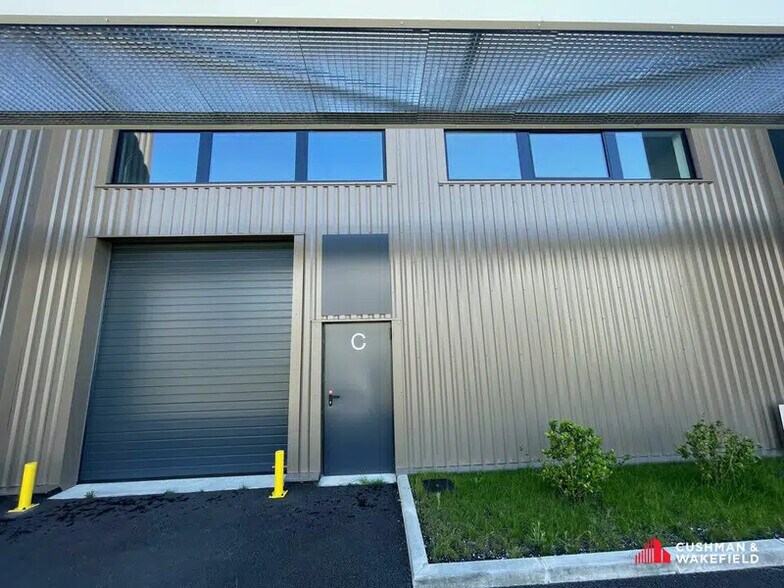 Local d’activités dans Mérignac à louer - Photo de l’immeuble – Image 2 sur 14