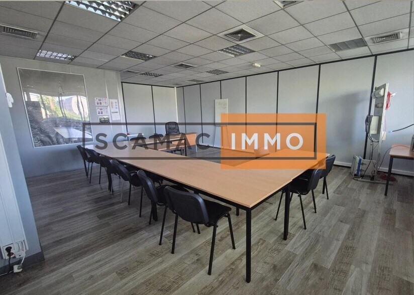 Bureau dans Roissy En France à vendre - Photo intérieure – Image 3 sur 5