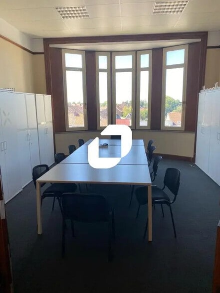 Bureau dans Aulnoy-lez-Valenciennes à louer - Photo de l’immeuble – Image 1 sur 13