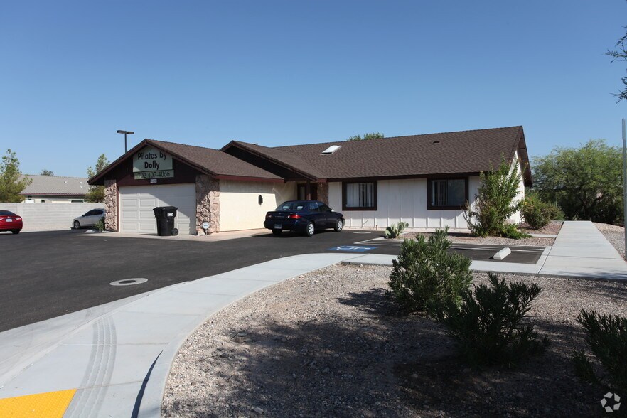 1620 E Serene Ave, Las Vegas, NV à vendre - Photo de l’immeuble – Image 2 sur 5