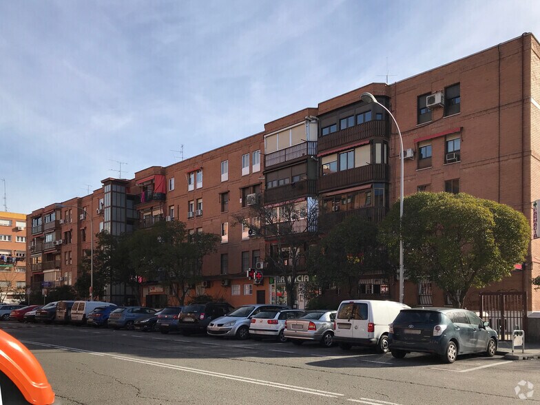 Immeuble residentiel dans Madrid, Madrid à vendre - Photo de l’immeuble – Image 1 sur 1