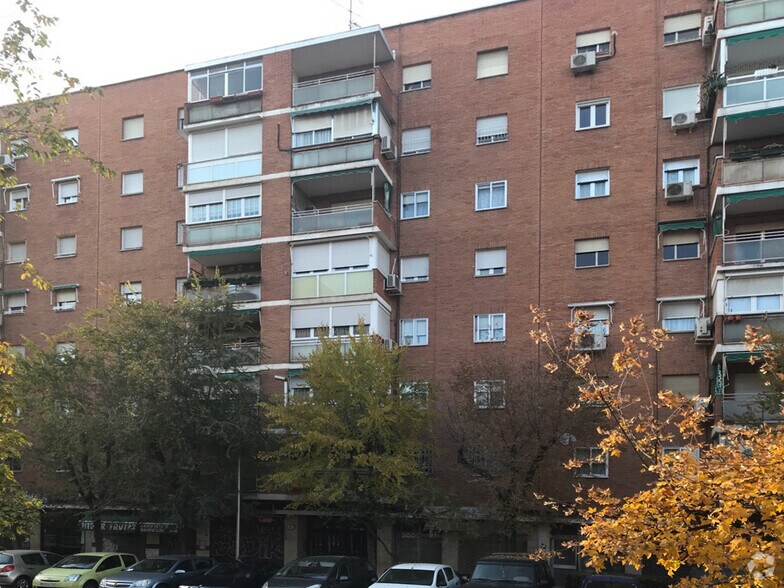 Calle del Corregidor José de Pasamonte, 21, Madrid, Madrid à louer - Photo de l’immeuble – Image 1 sur 2