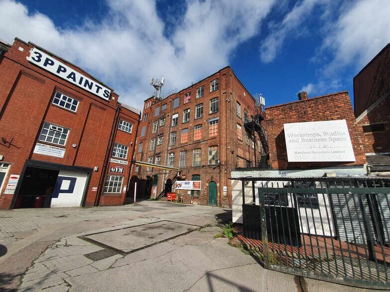 Hallam St, Stockport à louer - Photo de l’immeuble – Image 3 sur 4