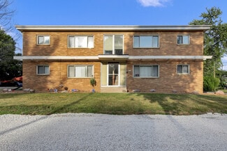 Plus de détails pour 1222 N 116th St, Wauwatosa, WI - Logement à vendre