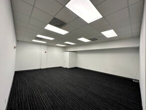 381 N Krome Ave, Homestead, FL à louer Photo intérieure– Image 2 sur 2