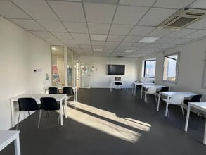 213 Rue De Gerland, Lyon à vendre Photo intérieure– Image 2 sur 7