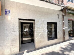 Local commercial dans Madrid, Madrid à louer Photo intérieure– Image 1 sur 11