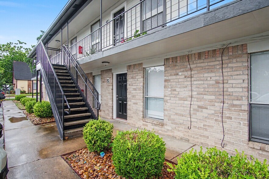 1205 Avenue A, Katy, TX à vendre - Photo de l’immeuble – Image 3 sur 18