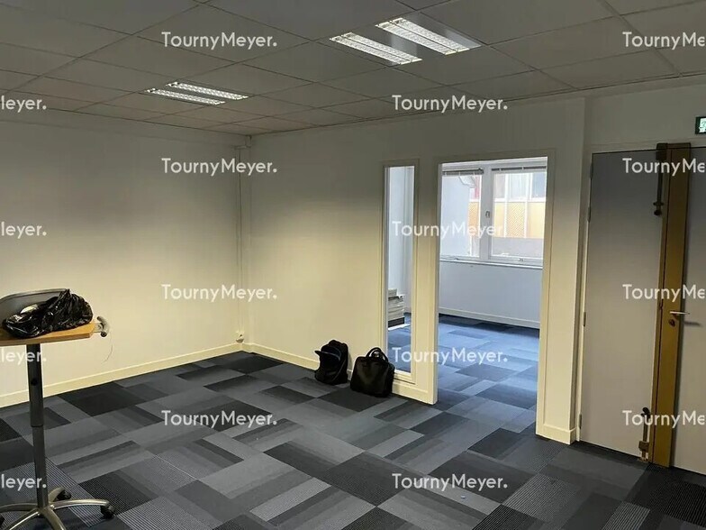 Bureau dans Rennes à louer - Photo de l’immeuble – Image 2 sur 5