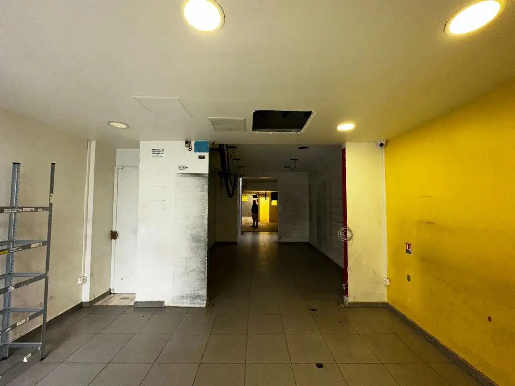 Local commercial dans Paris à louer Photo intérieure– Image 1 sur 8