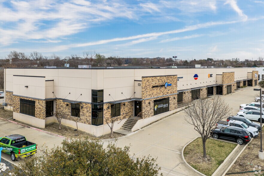 4320 Marsh Ridge Rd, Carrollton, TX à vendre - Photo principale – Image 1 sur 4