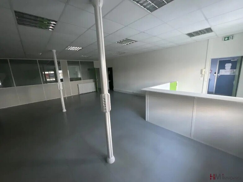 Bureau dans Le Havre à louer - Photo de l’immeuble – Image 3 sur 4