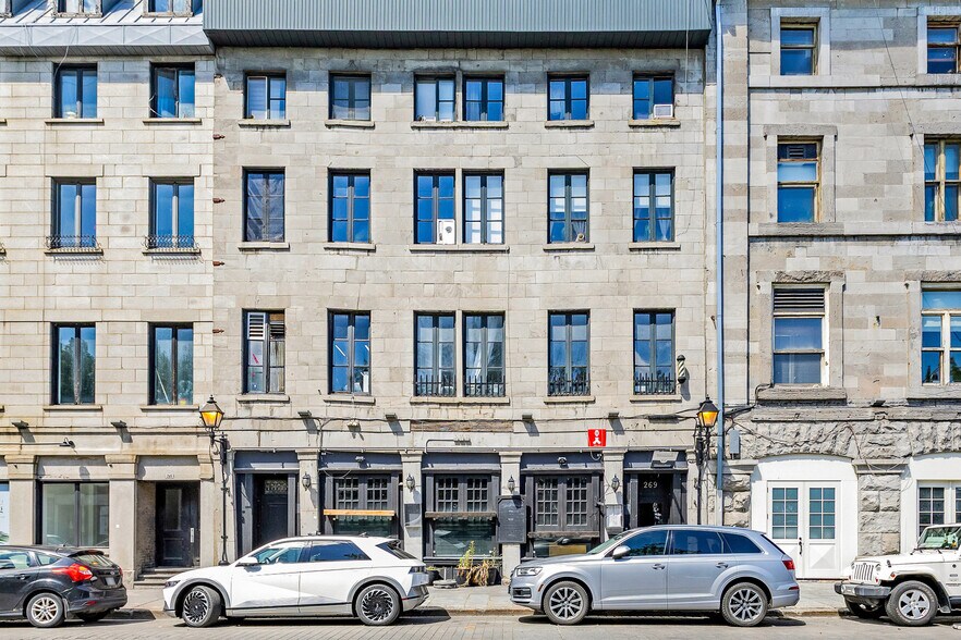 269 Rue de la Commune E, Montréal, QC à louer - Photo de l’immeuble – Image 1 sur 3