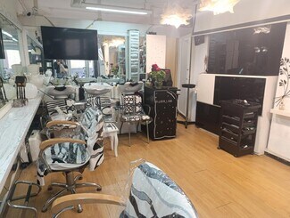 Plus de détails pour Local commercial à louer