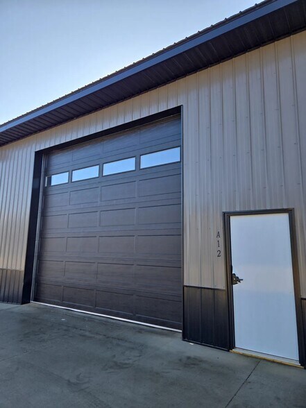 47795 Van Donge St, Sioux Falls, SD à vendre - Photo de l’immeuble – Image 2 sur 6