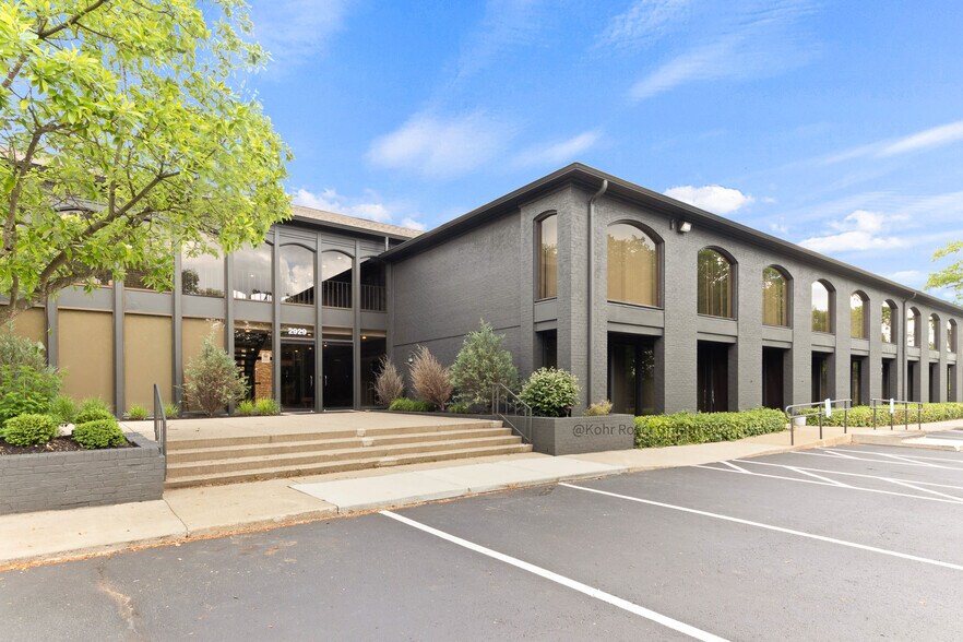 2929 Kenny Rd, Columbus, OH à louer - Photo principale – Image 1 sur 8