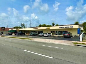455 S Dixie Hwy, Coral Gables, FL à louer Photo de l’immeuble– Image 2 sur 3