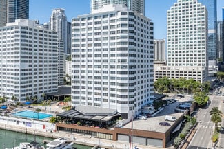 Plus de détails pour 801 Brickell Bay Dr, Miami, FL - Logement à vendre