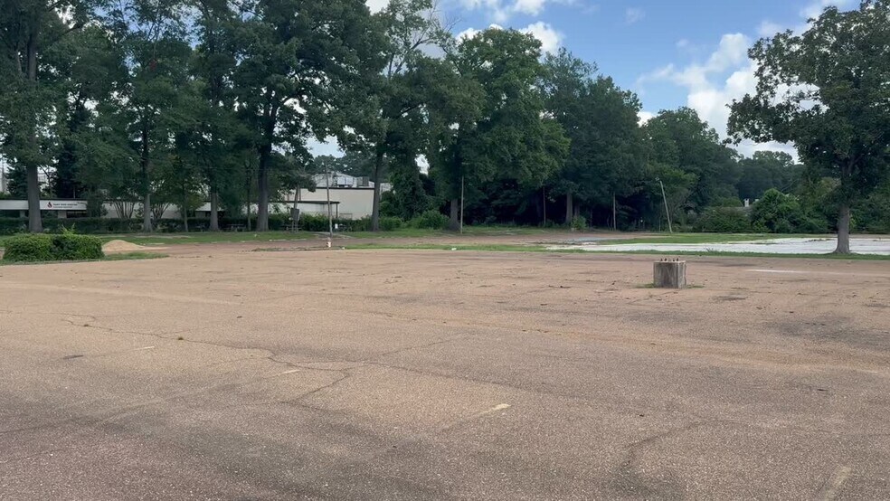 129 Jefferson Davis Blvd, Natchez, MS à vendre - Vidéo sur l’annonce professionnelle – Image 2 sur 4