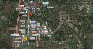 Plus de détails pour 930 State Road 136, Baraboo, WI - Local commercial à louer