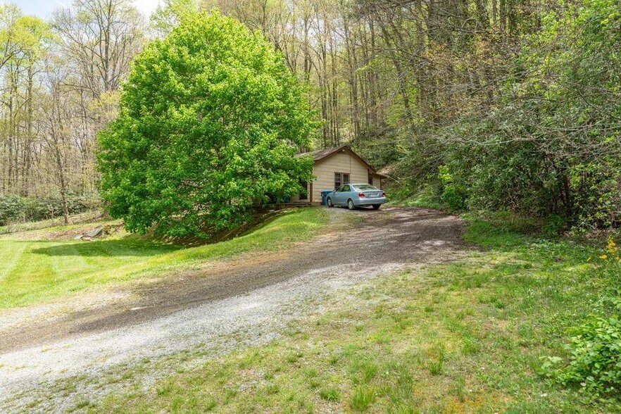 2137 NC Highway 105 South, Boone, NC à vendre - Photo de l’immeuble – Image 2 sur 9