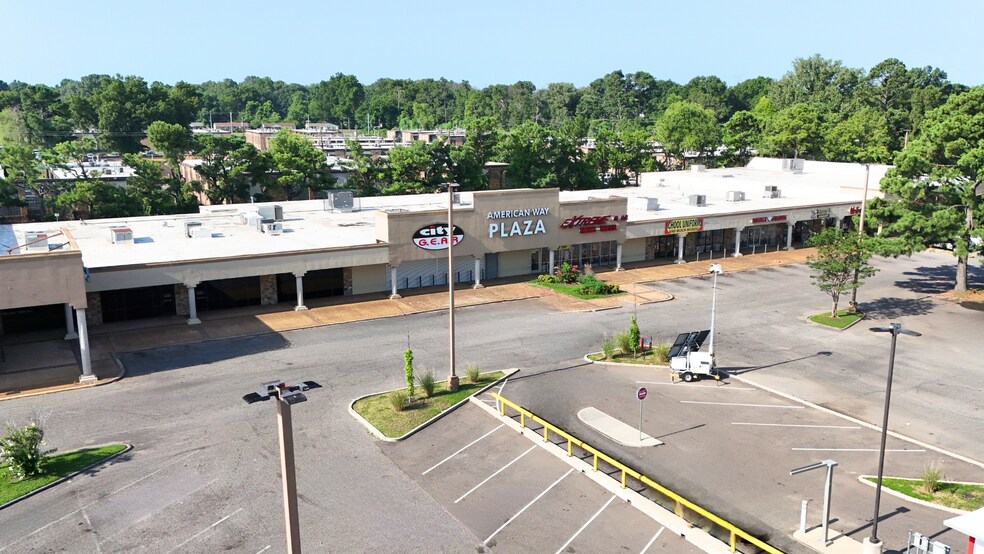 4619-4685 American Way, Memphis, TN à louer - Photo de l’immeuble – Image 1 sur 4