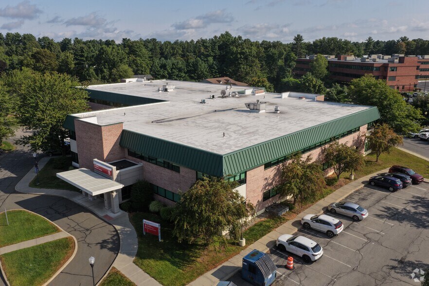 855 Route 146, Clifton Park, NY à louer – Image 2 sur 15