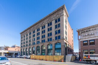Plus de détails pour 157 S Howard St, Spokane, WA - Bureau à louer
