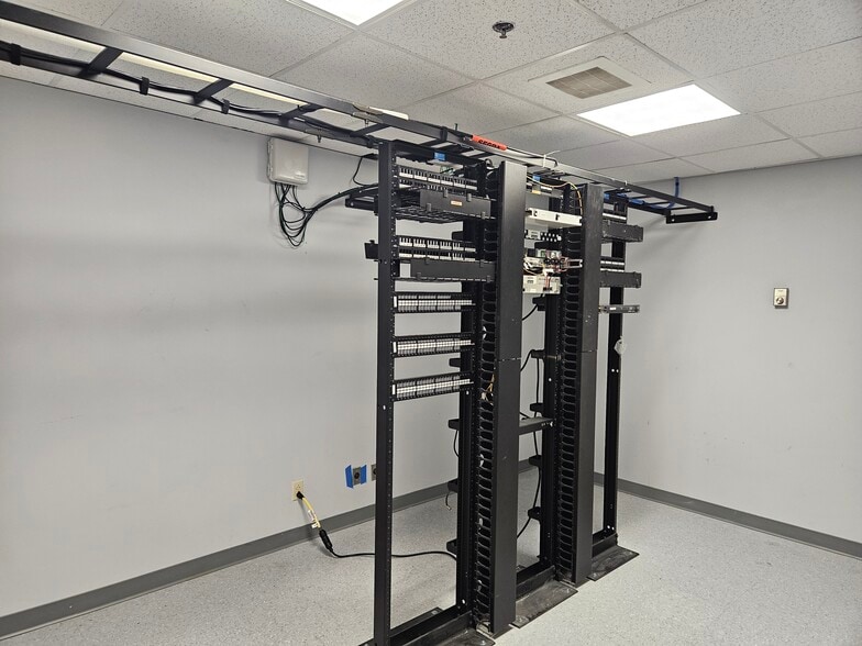 414 Summers St, Charleston, WV à louer - Photo intérieure – Image 3 sur 5