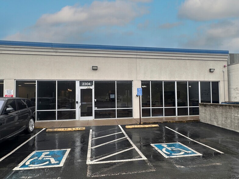 2304 West End Ave, Nashville, TN à louer - Photo de l’immeuble – Image 2 sur 2