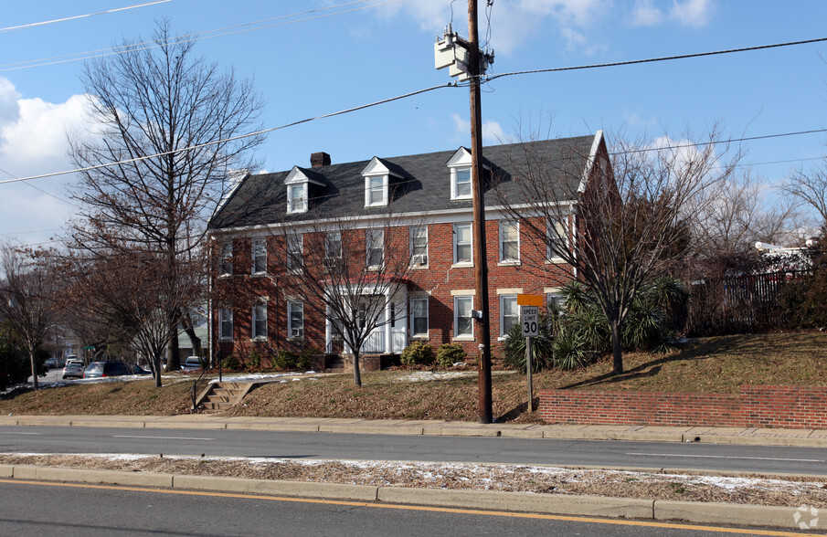 3700 Bladensburg Rd, Brentwood, MD à vendre - Photo principale – Image 1 sur 2
