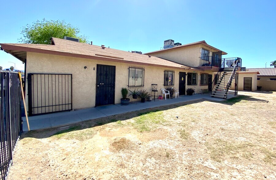 1520 Henry Dr, Las Vegas, NV à vendre - Photo de l’immeuble – Image 2 sur 22