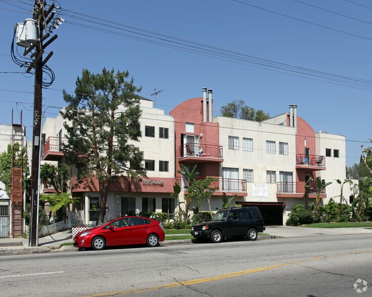 6825 Haskell Ave, Van Nuys, CA à vendre - Photo de l’immeuble – Image 3 sur 3