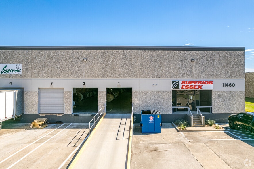 11460-11480 Hillguard Rd, Dallas, TX à louer - Photo de l’immeuble – Image 3 sur 7