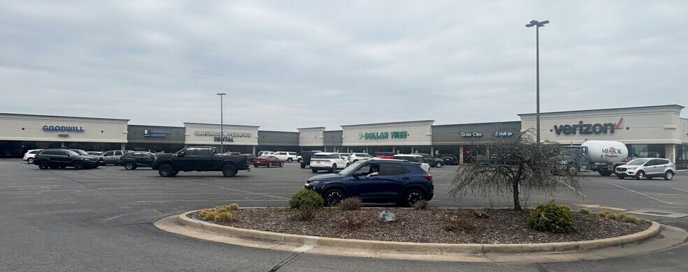 100-132 George E Phelps Blvd, Carthage, MO à louer - Photo principale – Image 1 sur 6