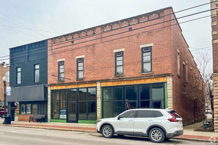 67-69 S Main St, Johnstown, OH à louer - Photo de l’immeuble – Image 2 sur 3