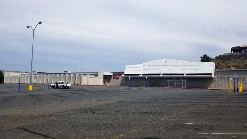 1815 21st St, Lewiston, ID à louer - Photo de l’immeuble – Image 2 sur 2