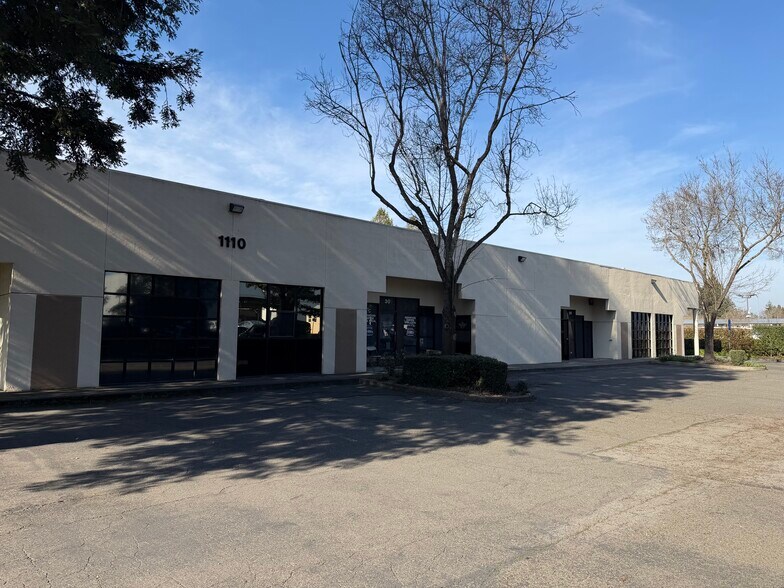 1110 Industrial Ave, Petaluma, CA à vendre - Photo principale – Image 1 sur 1